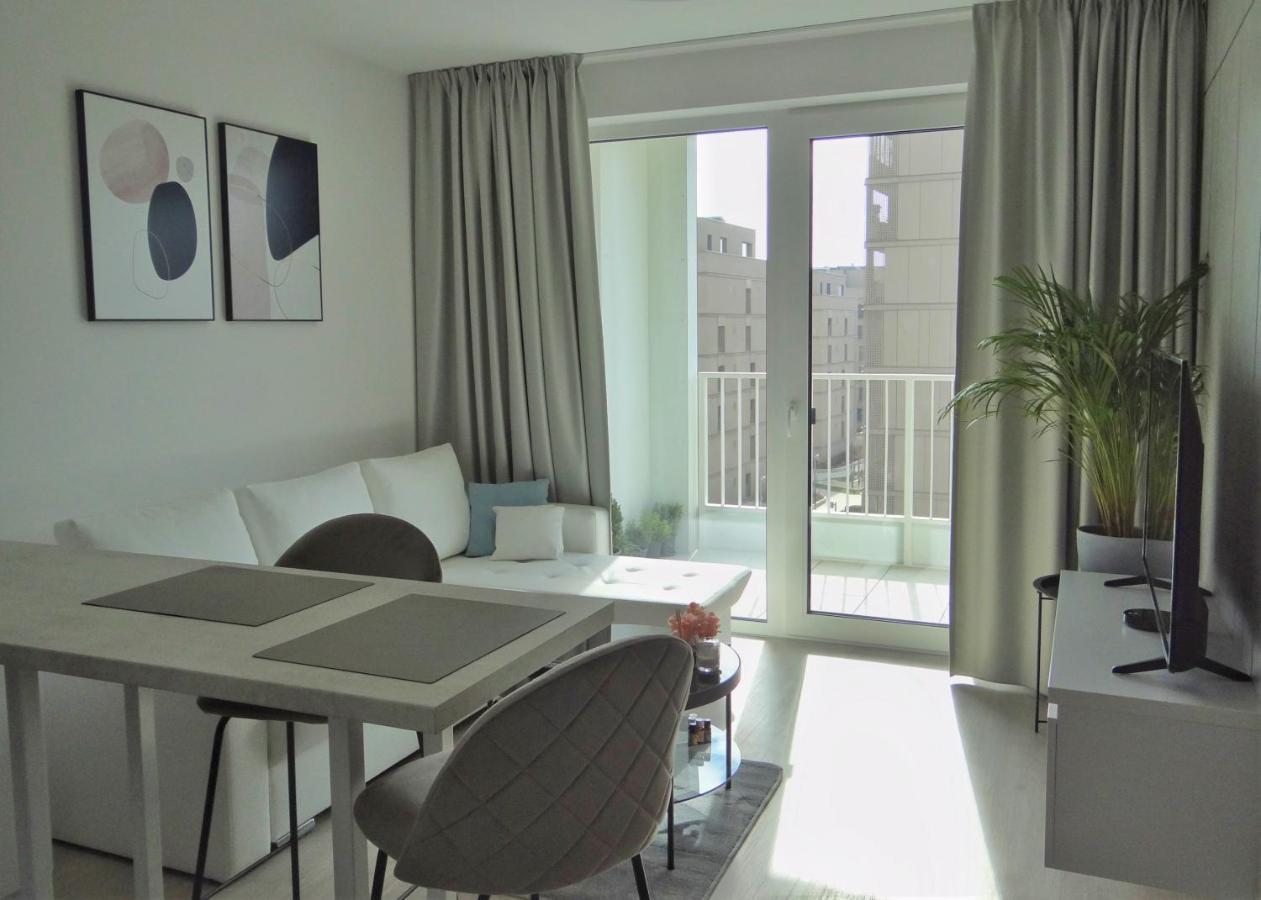 Top Urban Apartment - Free Parking, Green Energy, Modern Style Μπρατισλάβα Εξωτερικό φωτογραφία